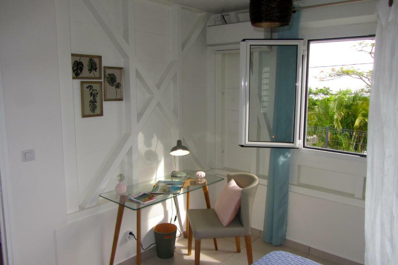 Or Bleu-Bungalow Volcan Soufriere-Vue Sur Mer Сент-Клод Екстер'єр фото
